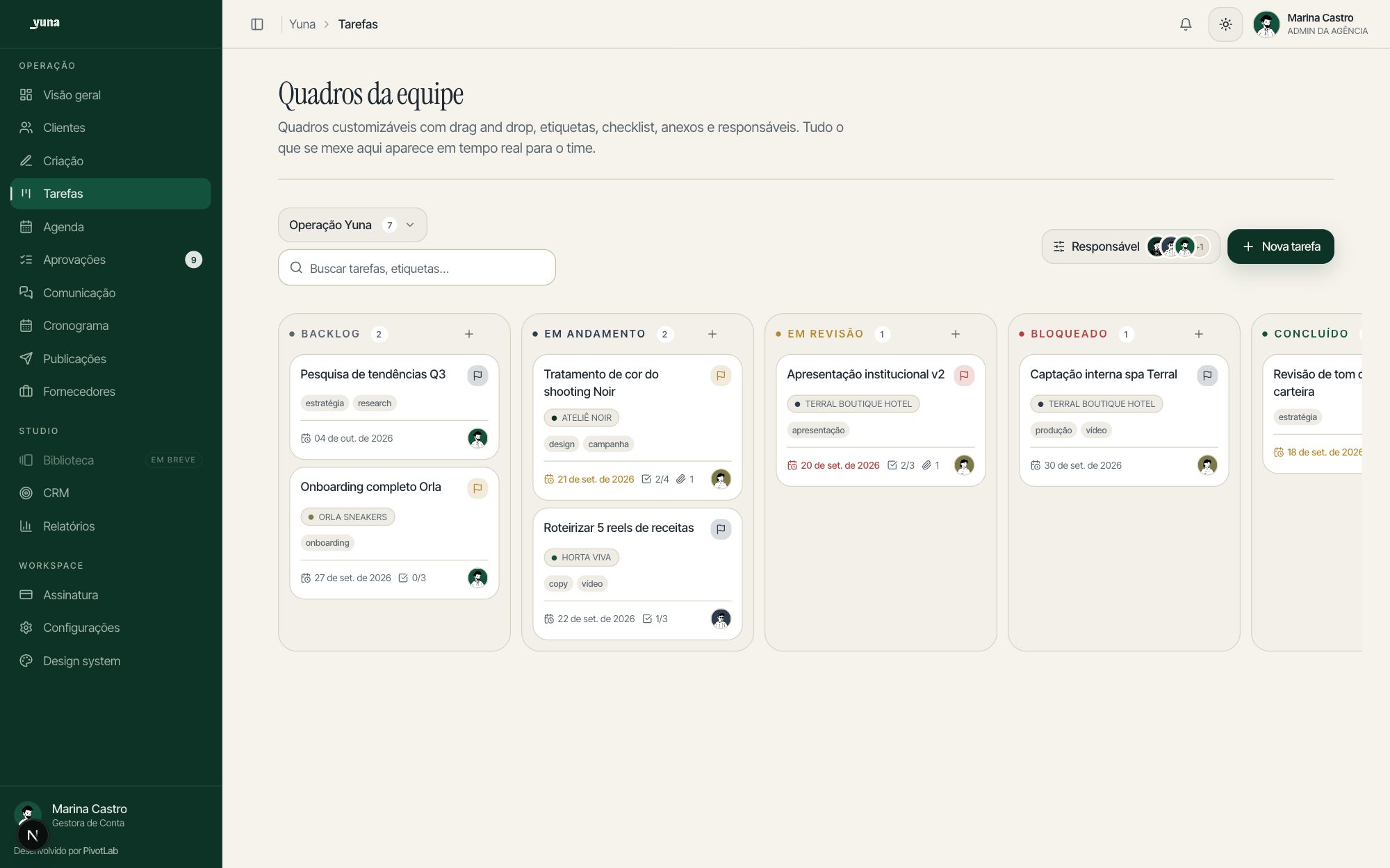 Quadro de tarefas da equipe com colunas, etiquetas, prazos e responsáveis